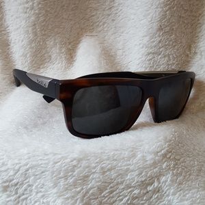 Men's sun glasses